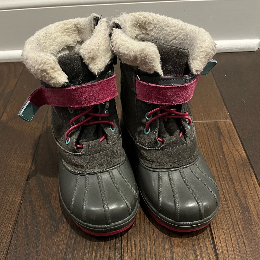 Cat & Jack Snow Boot - Size 12